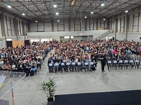 Seminário de Educação Inclusiva reúne mais de 1.200 pessoas em Indaial